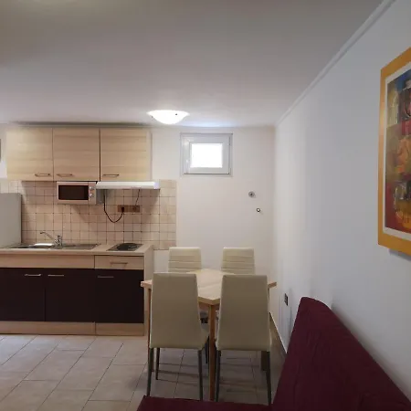 Sara Appartement *